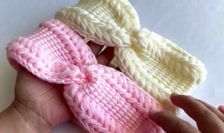 Lovely Crochet Bandana: A Stylish and Easy DIY Accessory