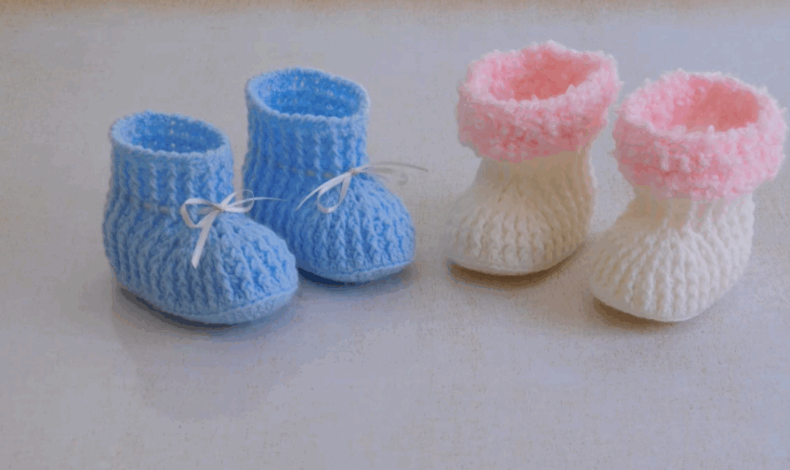 Sweet Dreams Baby Booties: A Detailed Crochet Pattern