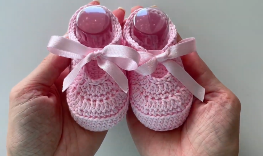 adorable crochet shoes for a baby girl 0-3 months: Video tutorial